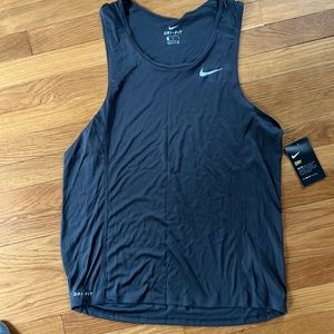 Nike Sleeveless Running Dri-Fit. NWT. Size M.